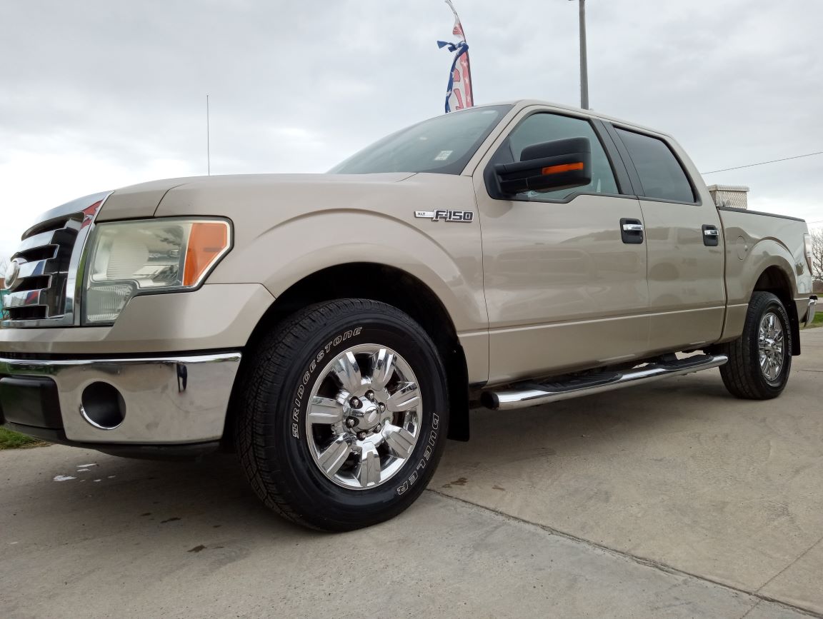 Brown Ford F-150
